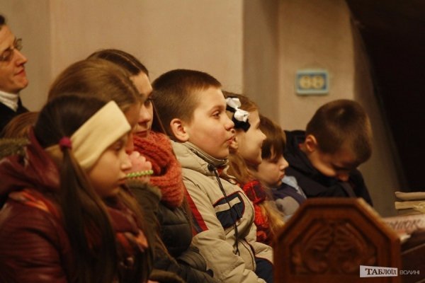 Як Луцькі католики святували Пасху. ФОТО