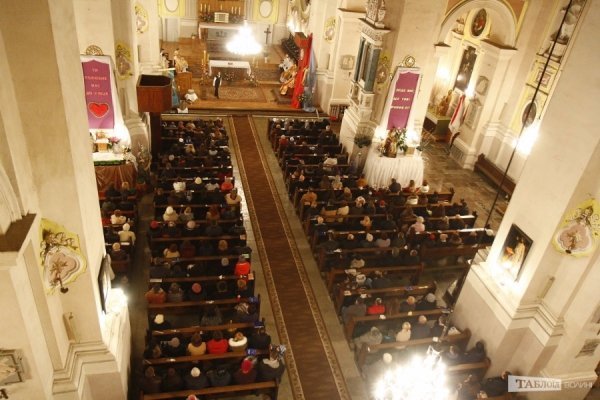 Як Луцькі католики святували Пасху. ФОТО