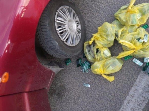 Українець намагався доправити у Крим майже 54  тисячі пігулок  димедролу