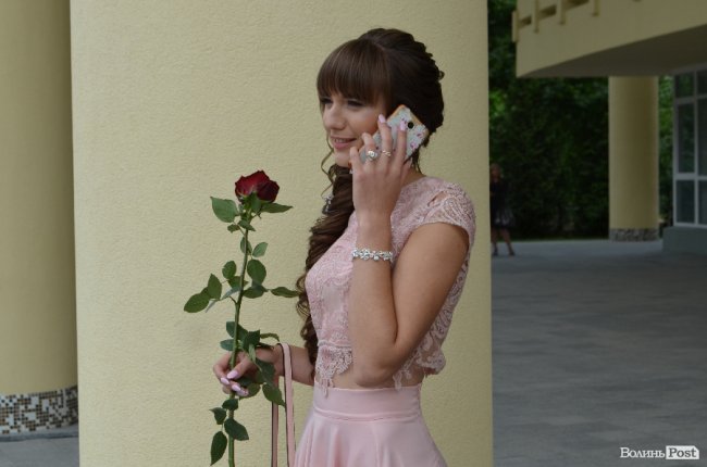 «Ви наша надія»: у луцькому педколеджі – випускний. ФОТО