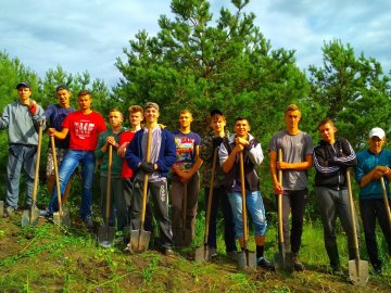 Як луцькі студенти-історики стають справжніми археологами. ФОТО