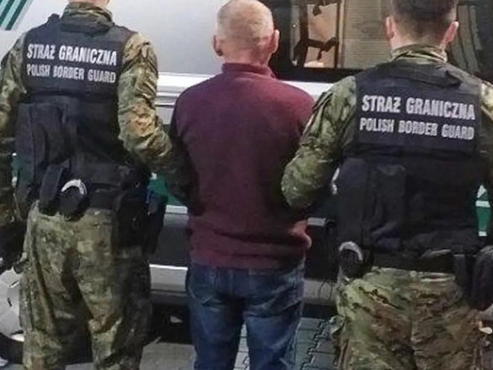 З Польщі депортували українця, який виловив «легендарного» сома