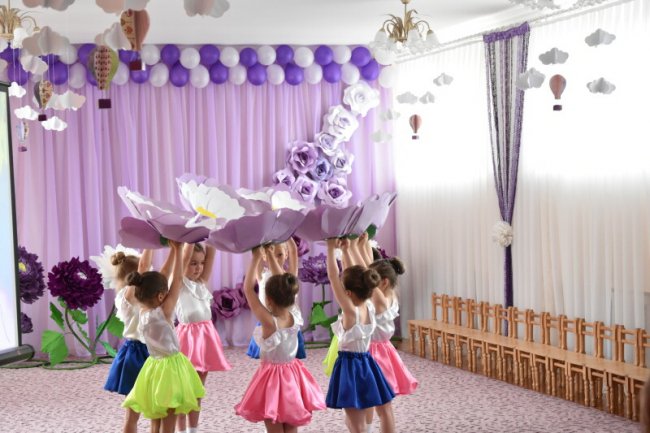 Вихованці луцького дитсадка тепер мають свій «Казковий світ рослин». ФОТО