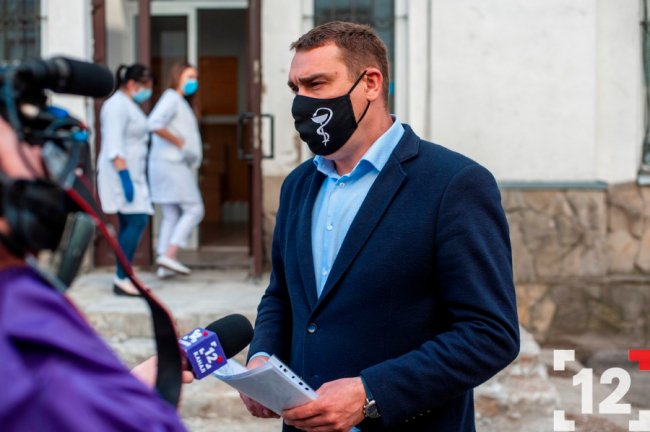 Фонд «Патріоти Волині» передав волинським медикам кисневі концентратори. ФОТО