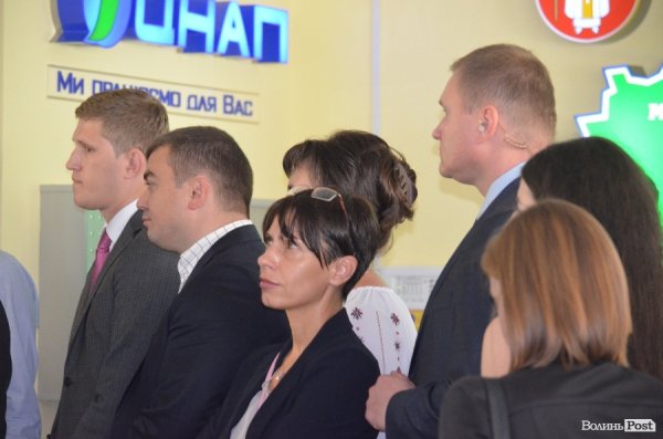 Яценюк оцінив роботу Луцького ЦНАПу. ФОТО