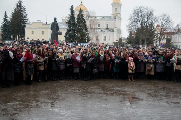 Як у центрі Луцька протестанти святкували Різдво