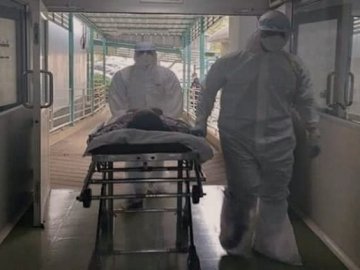 Від коронавірусу помер пацієнт волинської обласної лікарні