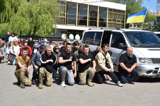 Скорботний день: у Луцьку провели в останню путь двох Героїв