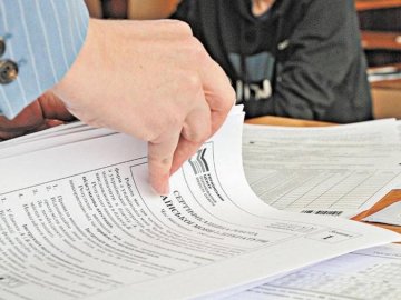 У місті на Волині троє випускників склали ЗНО на 199 балів 