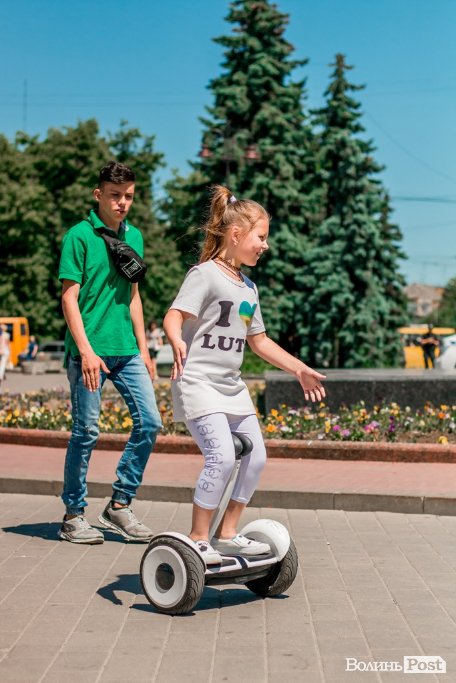 Перший день літа у Луцьку. ФОТОРЕПОРТАЖ 