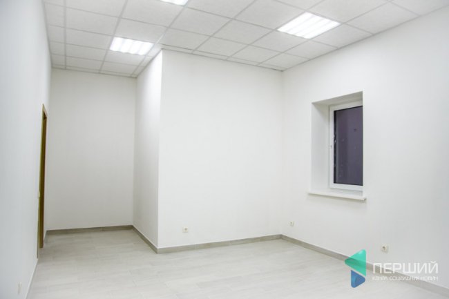 У ЖК «Супернова» продається просторе приміщення під комерцію*