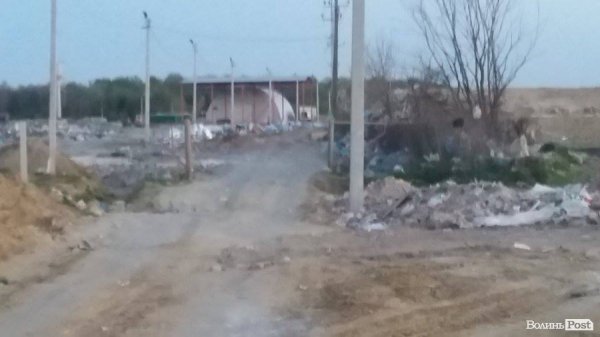 Мешканці Брища проти будівництва «крематорію». ФОТО