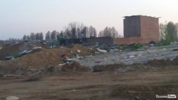 Мешканці Брища проти будівництва «крематорію». ФОТО