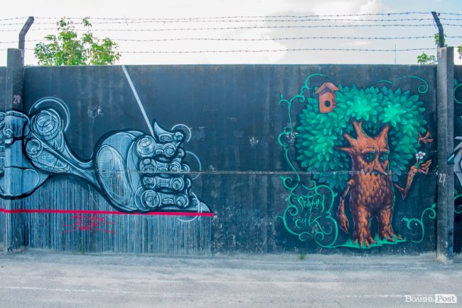 Яскрава геометрія і казкові монстри: графіті на стіні 40-го мікрорайону. ФОТО
