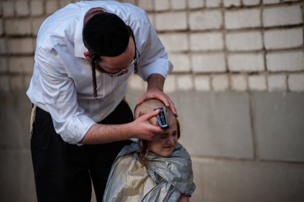 В Умані хасиди святкують Новий рік. ФОТО