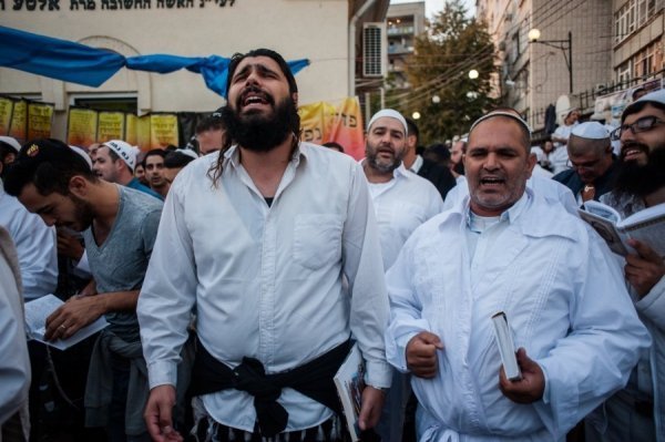 В Умані хасиди святкують Новий рік. ФОТО