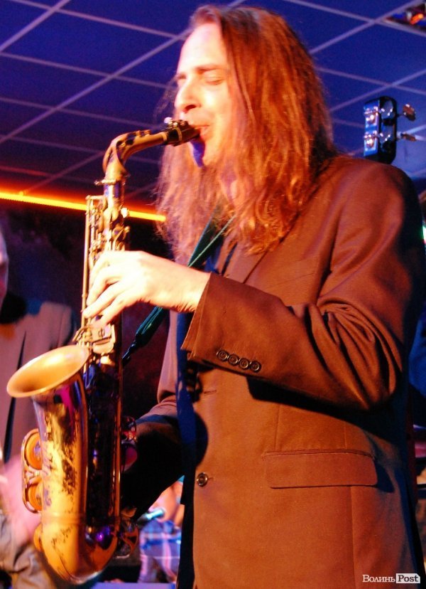 Британці потішили лучан фірмовим джазом