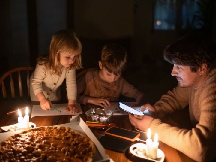 Світло вимикатимуть у більшості областей: «Укренерго» визначилось з графіками на 4 січня