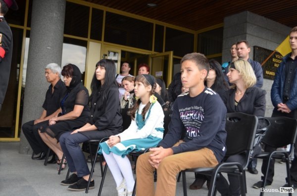 Луцьк попрощався із загиблим вояком «Айдару». ФОТО