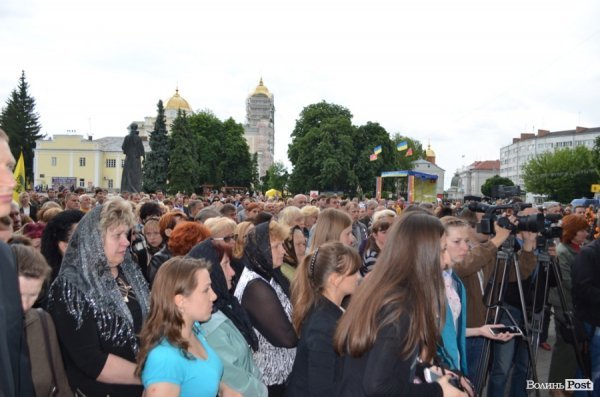 Луцьк попрощався із загиблим вояком «Айдару». ФОТО