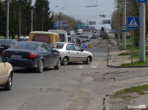 Вулиця Рівненська