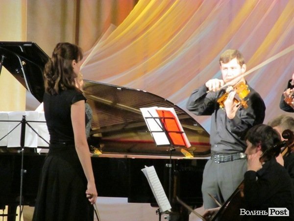 У Луцьку - концерт камерного оркестру. ФОТО