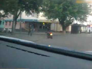 У Луцьку патрульні з погонею затримували мотоцикліста-порушника. ВІДЕО