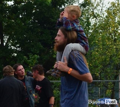 Як тисячі людей відривалися на фестивалі «Захід». ФОТО