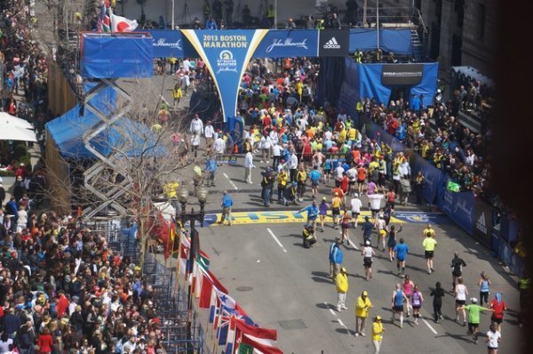 Теракт у Бостоні. Хронологія подій. ФОТО