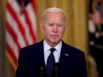 Байден прибув до польського міста поблизу кордону з Україною