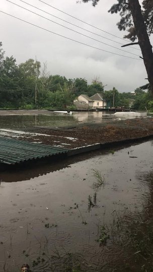 Гірше, ніж у Луцьку: Чернігів затопило після зливи. ФОТО
