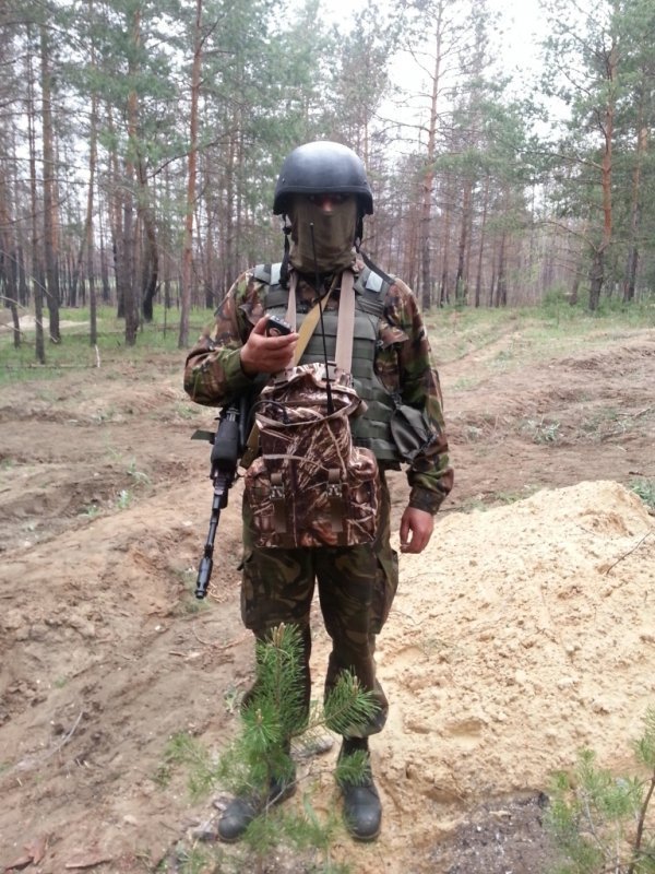 Прокуратура і бізнес скинулися на радіостанції для волинських бійців. ФОТО