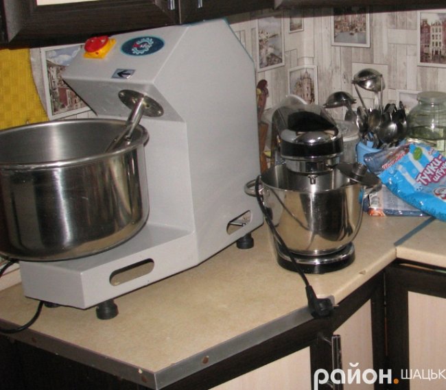 Коровай – у Китай: історія волинської майстрині весільних солодощів. ФОТО