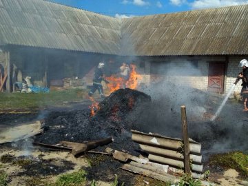 Дитячі пустощі та замикання проводки: на Волині за добу – 4 пожежі