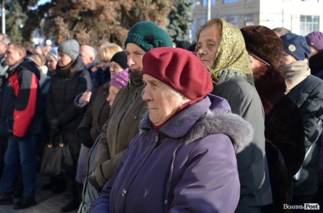 Загинув у день народження: Луцьк попрощався з воїном Віктором Лахаєм. ФОТОРЕПОРТАЖ