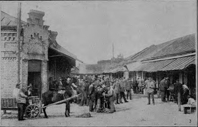 Торгівля на вулиці в Ковелі.