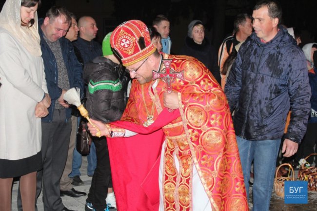 Як у Володимирі святили паски. ФОТО