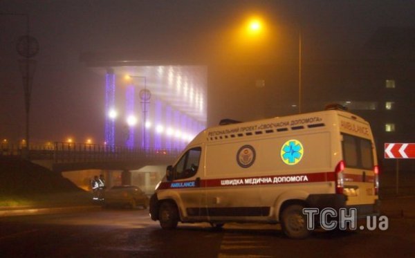 Фото з місця авіакатастрофи у Донецьку: літак розвалився на шматки 