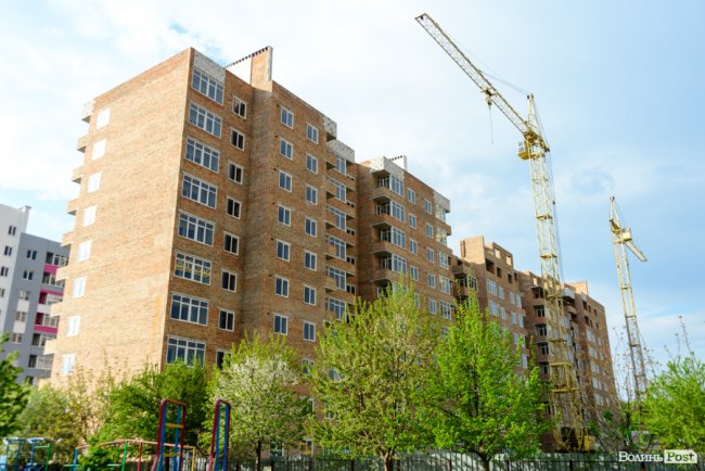 Яскраві оселі для яскравих людей: у Луцьку продовжують будувати ЖК «Caramel Residence». ФОТО*