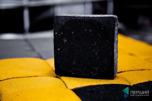 На нову модель бруківки LeBruk діє акційна ціна. ФОТО*