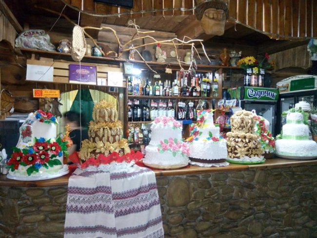 Обряди, короваї і пісні: сільський голова з Волині гучно відгуляв весілля. ФОТО. ВІДЕО