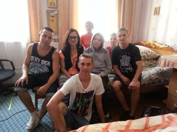 У Ковелі танцюристи посеред вулиці збирали гроші хворій дівчині. ВІДЕО