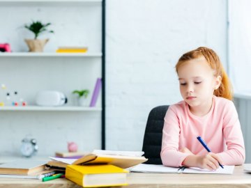 Через велику кількість хворих на коронавірус 5 шкіл та 1 дитсадок у місті на Волині припинили роботу