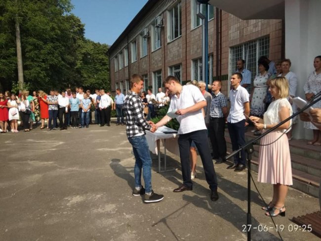 Як минуло свято останнього дзвінка у центрі профтехосвіти у Ковелі. ФОТО