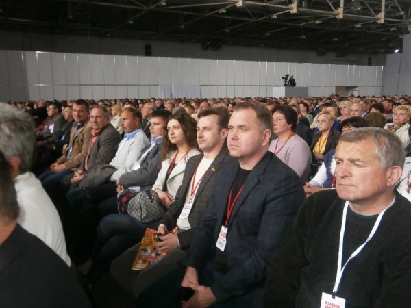 Юлія Тимошенко: важливі для громад питання мають вирішуватись на місцях, а не в одному кабінеті в Києві*