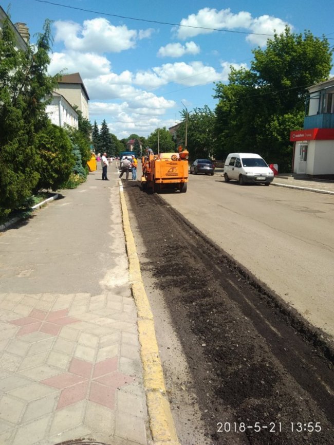 «Нарешті!»: реакція людей на ремонт центральної вулиці