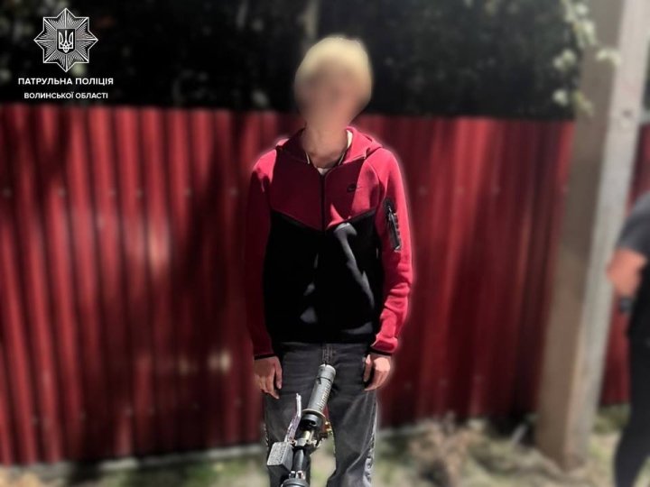 На Волині патрульні затримали 15-річного водія: на місце події викликали матір