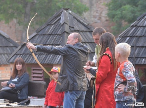 Луцький замок зустрічав останню ніч літа джазом. ФОТО 