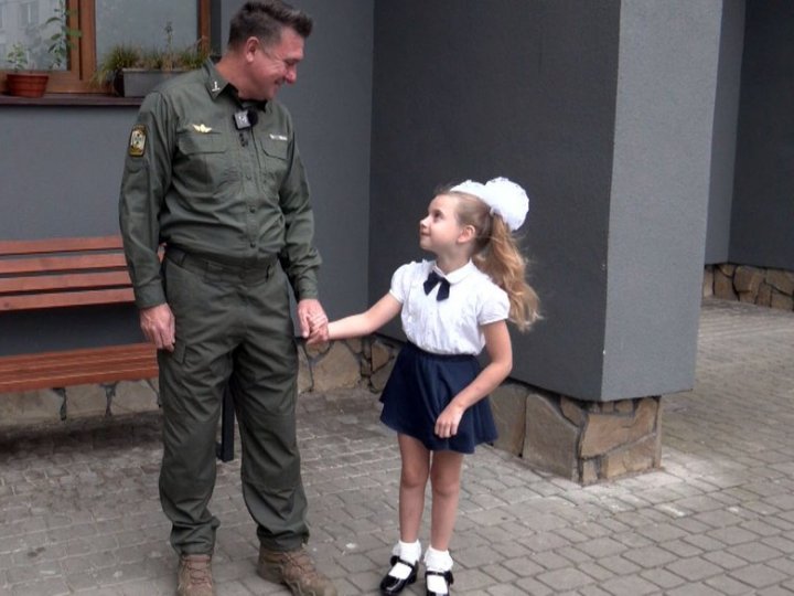 Захисник «Азовсталі» з Луцька повів доньку у перший клас