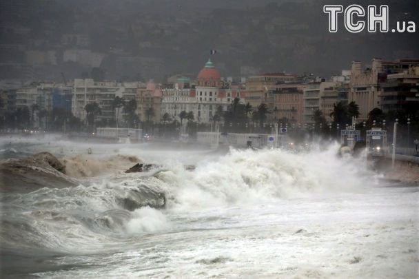 Європу «накрила» снігова пастка